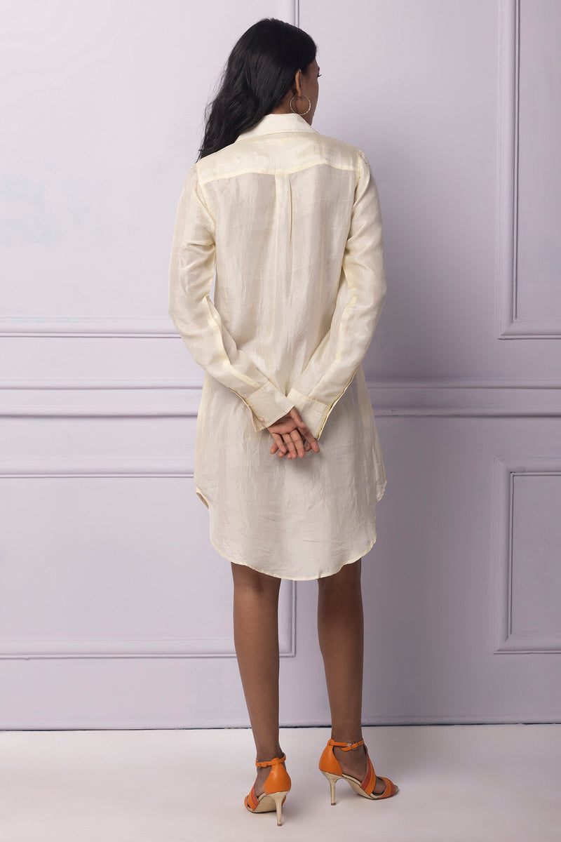 Off White Shirt Dress With Pockets Detailing